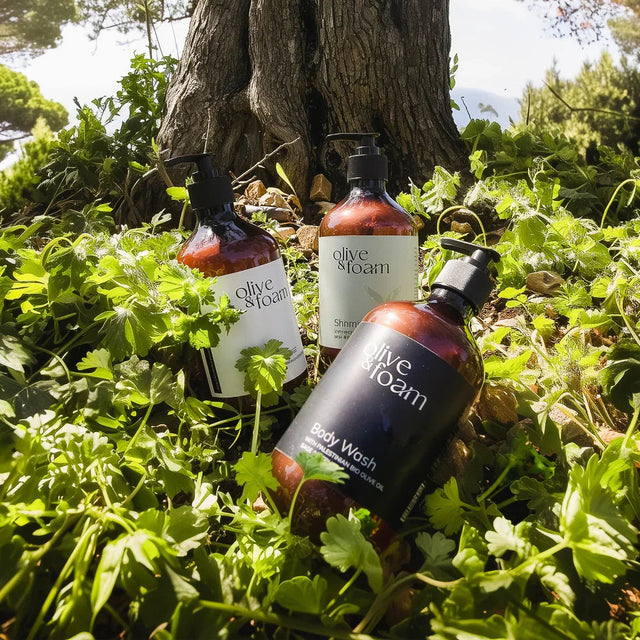 Olive & Foam Shower Set lifestyle shot — natural shower routine with olive oil